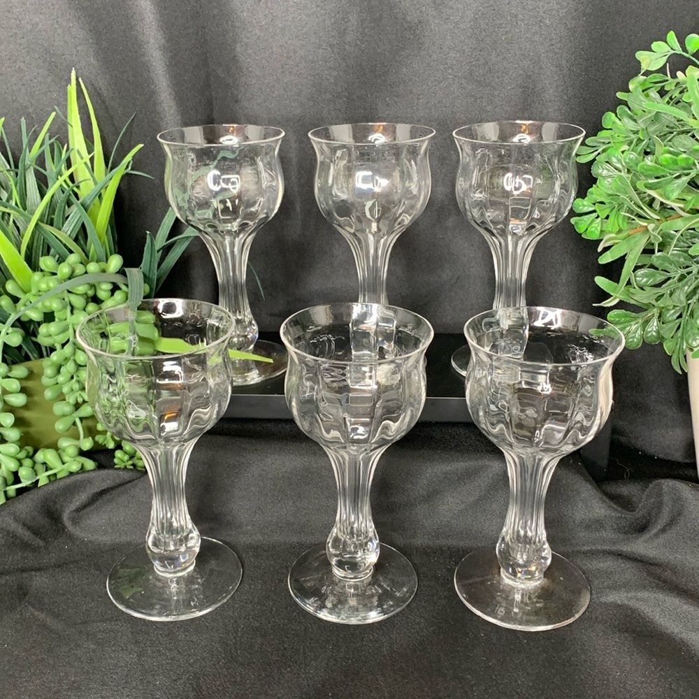 Set of 6 vintage art deco style hollow stem champagne / wine glasses